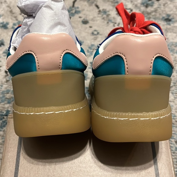 NWT Mia Vesta Sneaker in Turquoise & Green Multicolored - Picture 8 of 15